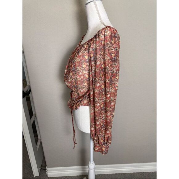 Willow and Root Sheer Floral Adjustable Crop Top Medium - Picture 5 of 8